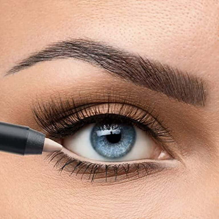 Best Eyeliner for Waterline That Doesn’t Smudge